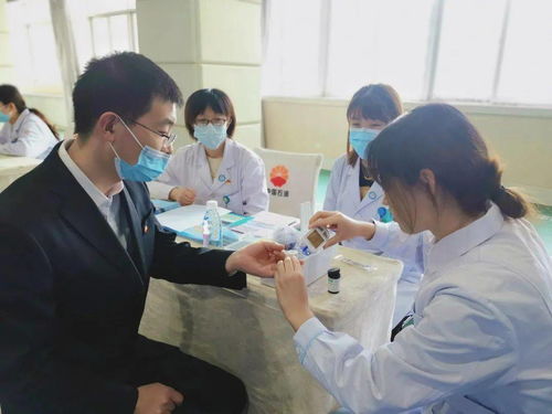 愛(ài)心永恒，健康加油——甘肅寶石花醫(yī)院健康咨詢義診活動(dòng)走進(jìn)中國(guó)石油甘肅銷(xiāo)售公司